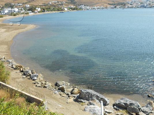 Πωλείται άρτια και οικοδομήσιμη έκταση στην Ανδρο...